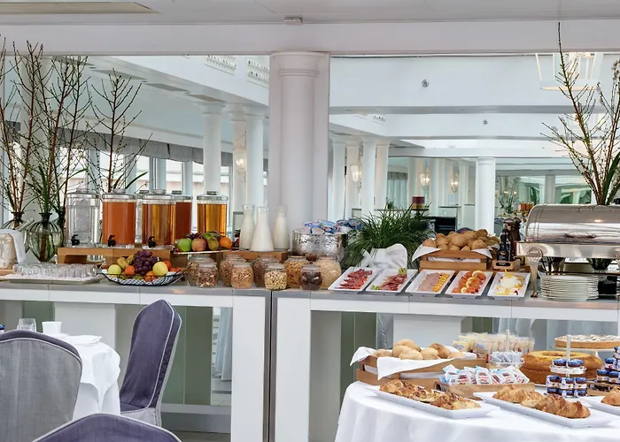 Otel Marriott Grand Flora