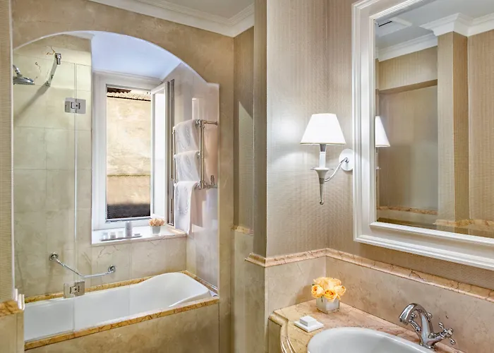 Marriott Grand Flora Hotel