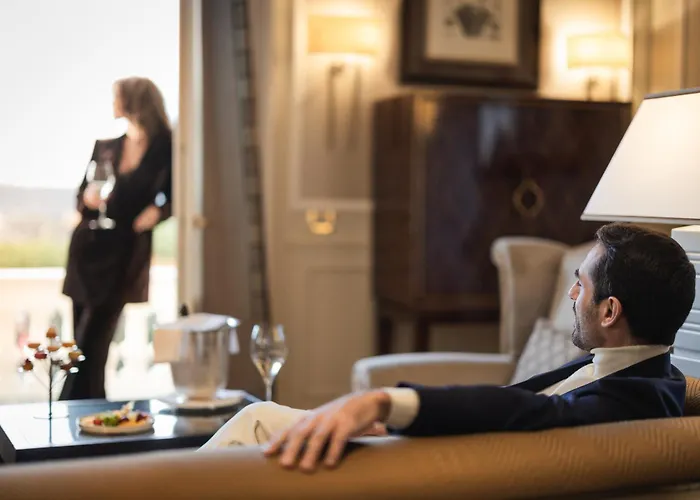 Marriott Grand Flora 4*