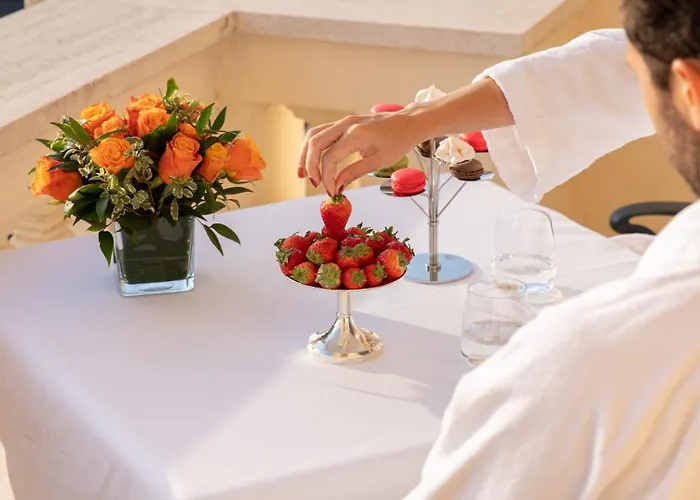 Marriott Grand Flora Otel 4*